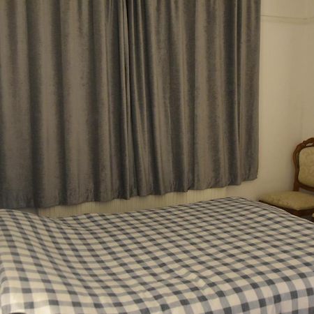 ホテルClarendon House ルートン エクステリア 写真